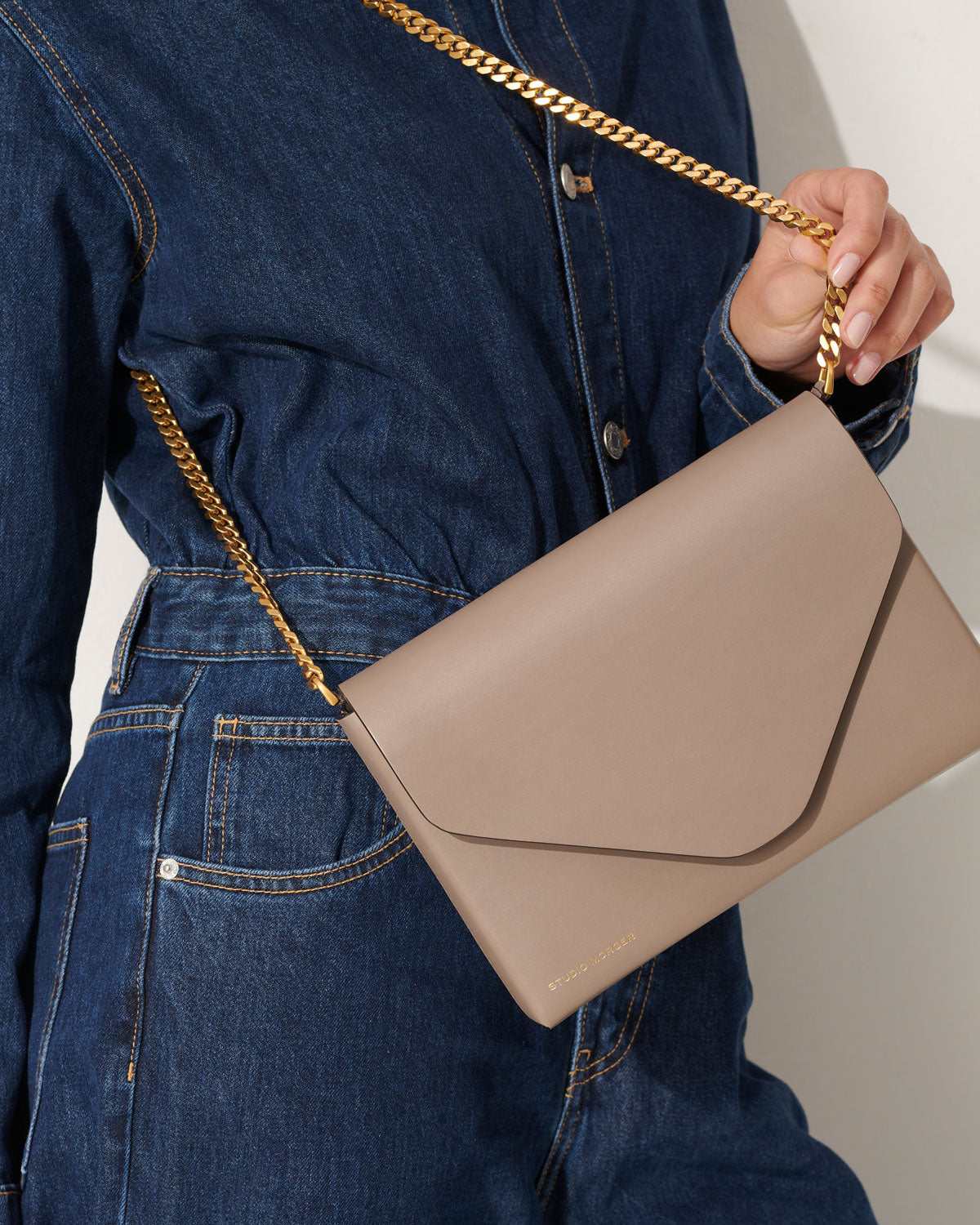 Emma Bag Chain in taupe calfskin