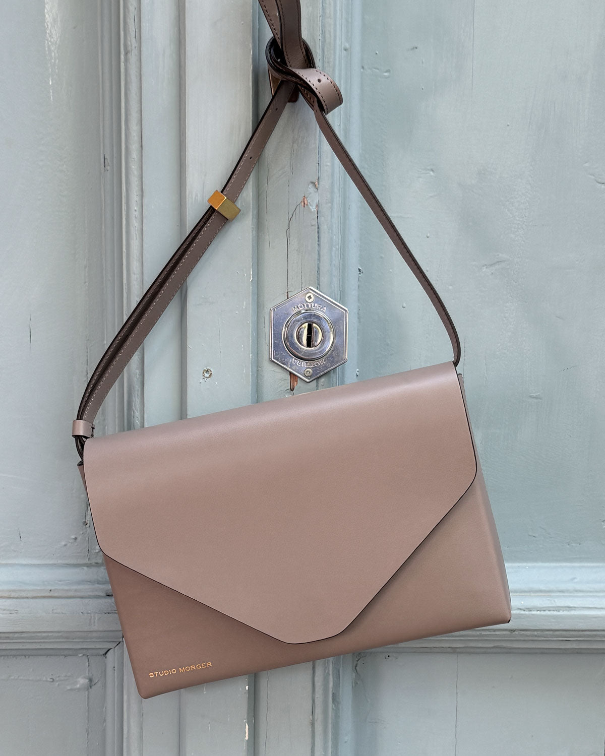 Emma Bag leatherstrap in taupe calfskin